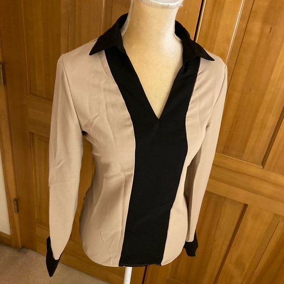 Two Tone Collared Blouse - Picture 9 of 15